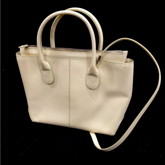 Tod’s Ivory Leather Shoulder Bag / Tote / Purse *EXC - Picture 2 of 6